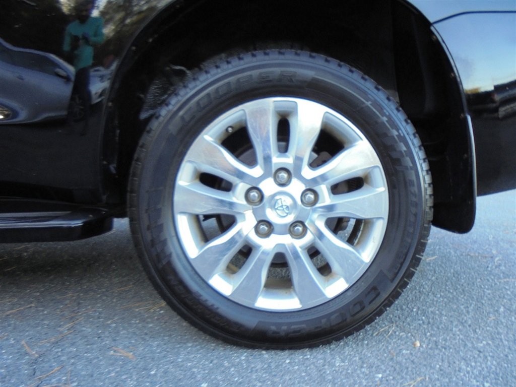 Used 2012 Toyota Sequoia Platinum image 13