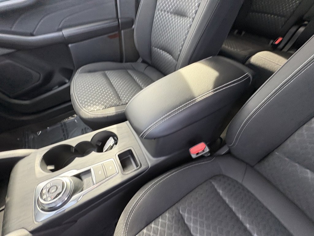 New 2026 Ford Escape Active w/ Tech Pack #1 AWD/4WD image 36