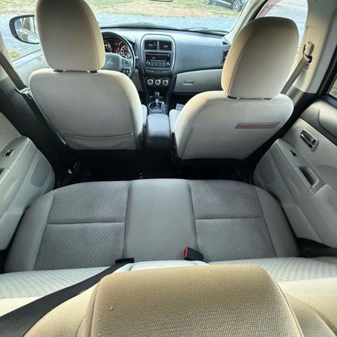 Used 2017 Mitsubishi Outlander Sport ES image 13