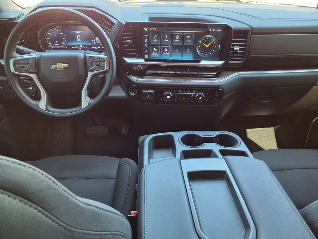 Used 2024 Chevrolet Silverado 2500 LT AWD/4WD image 17