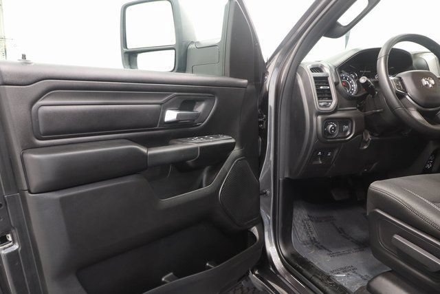 New 2025 RAM 1500 Tradesman w/ Off Road Group AWD/4WD image 8