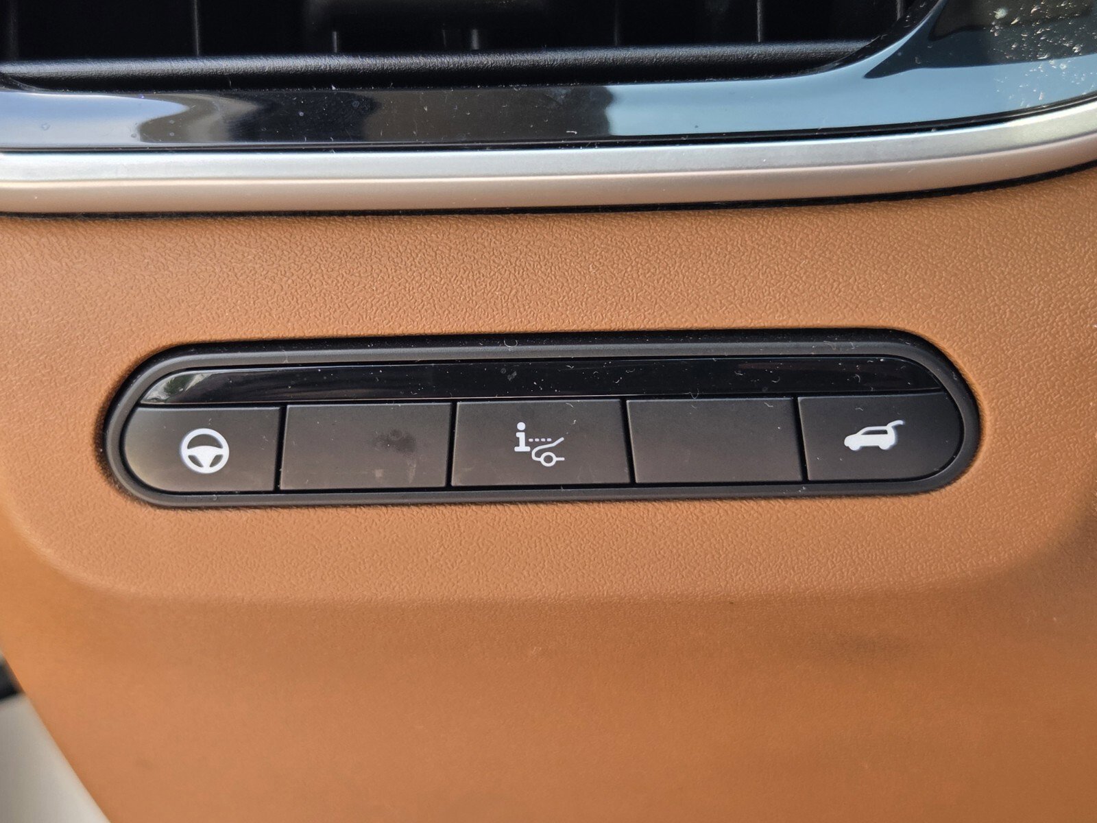 Used 2022 INFINITI QX60 Sensory w/ Vision Package FWD image 15