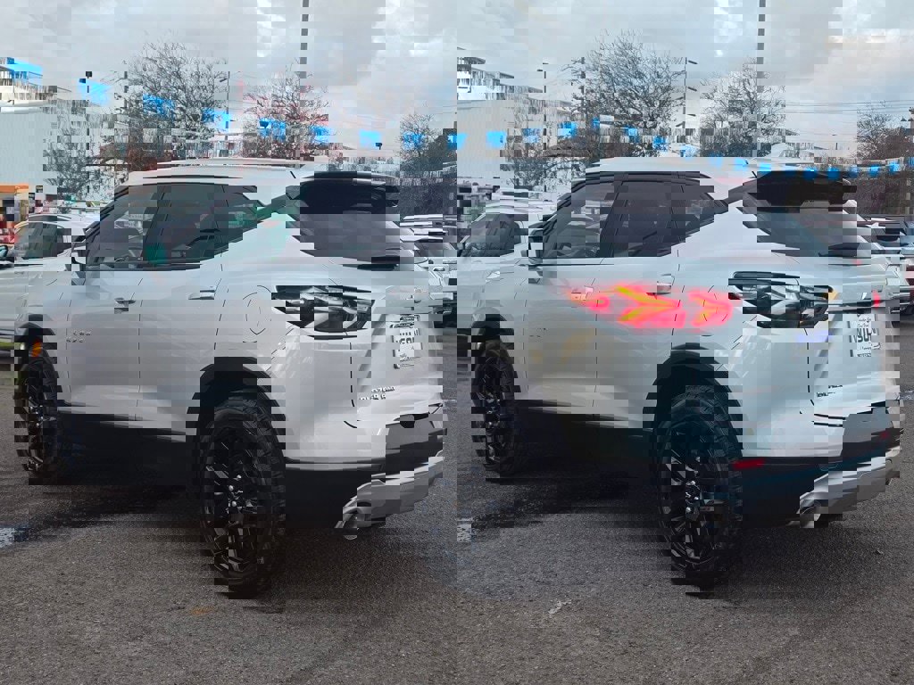 Used 2022 Chevrolet Blazer LT image 30