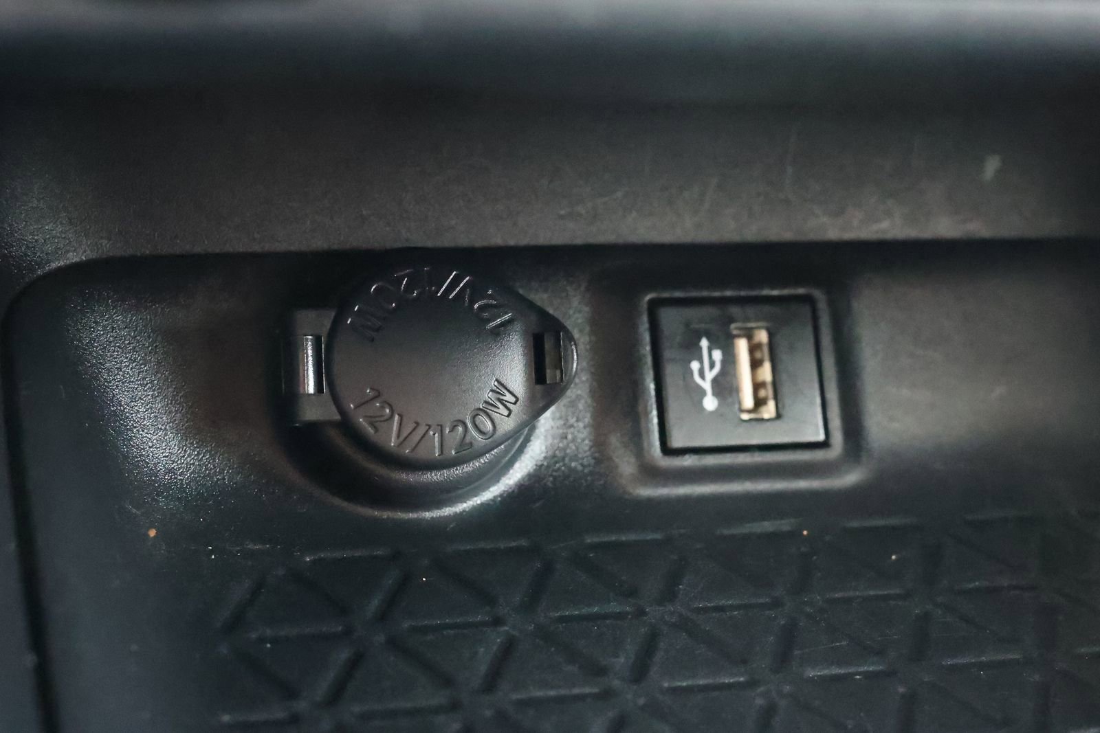 Used 2024 Toyota RAV4 XLE w/ Weather Package image 22
