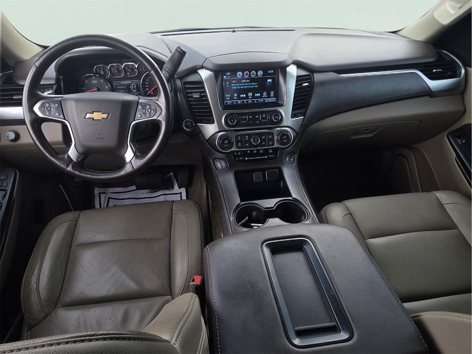 Certified 2019 Chevrolet Tahoe LT w/ Luxury Package RWD image 4