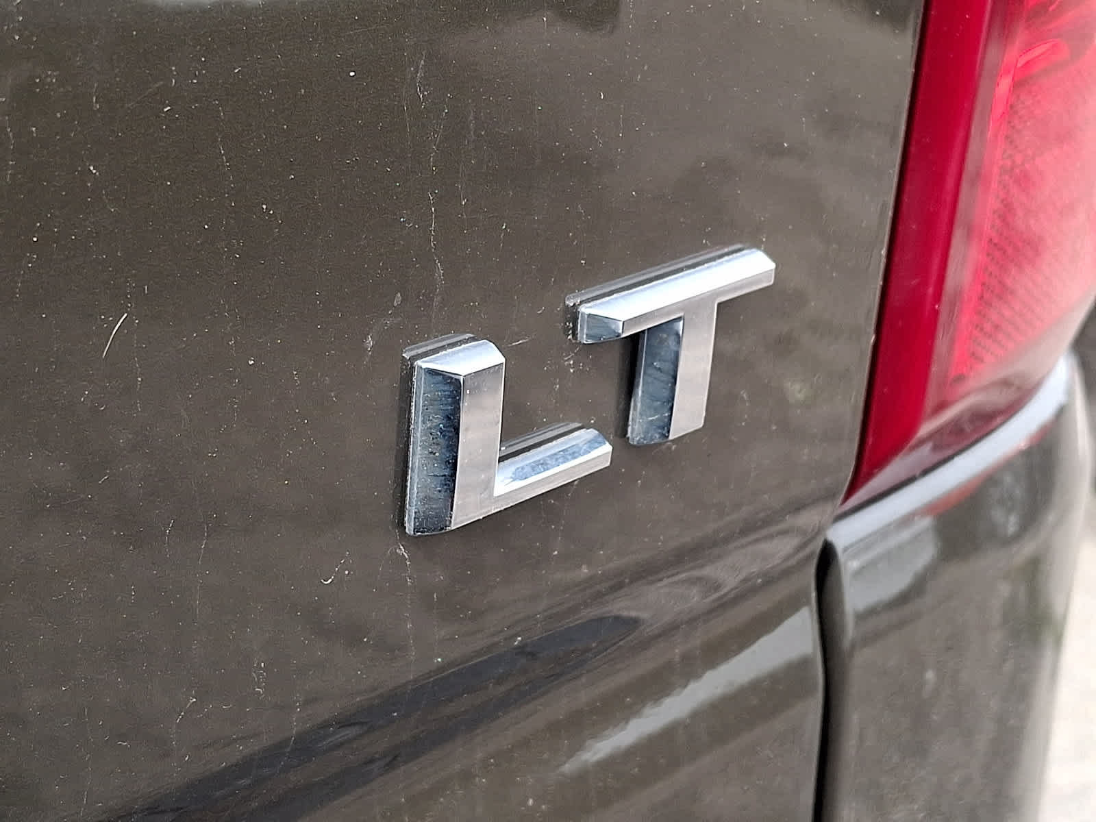 Used 2023 Chevrolet Silverado 1500 LT AWD/4WD image 4