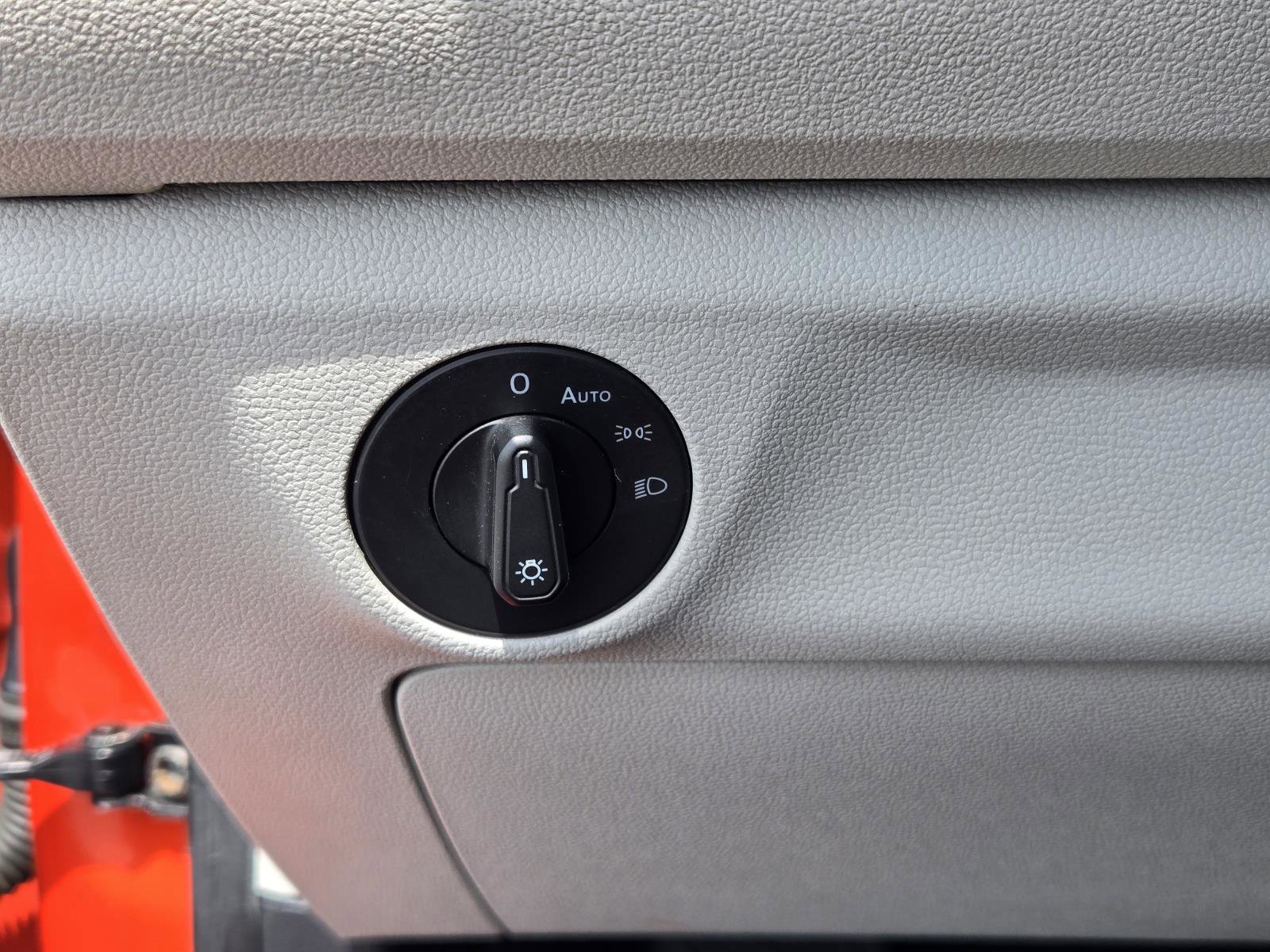 Used 2019 Volkswagen Jetta S image 18