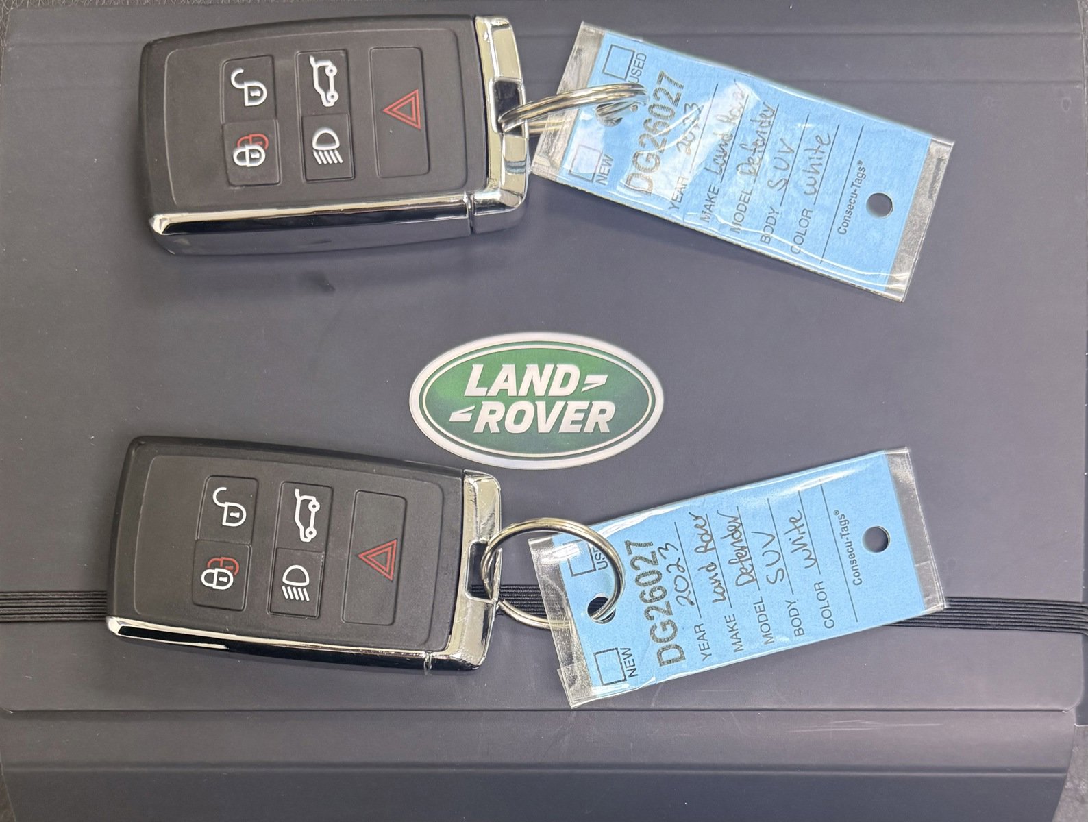 Used 2023 Land Rover Defender 130 SE image 50