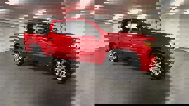 Certified 2023 Chevrolet Silverado 1500 Custom image 2