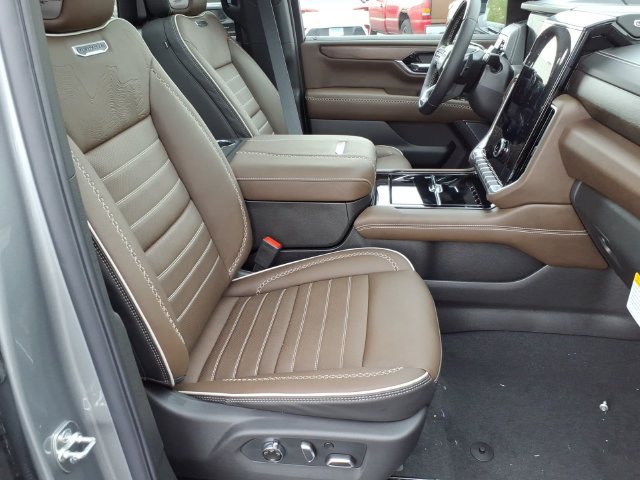 New 2027 GMC Yukon XL Denali Ultimate AWD/4WD image 26