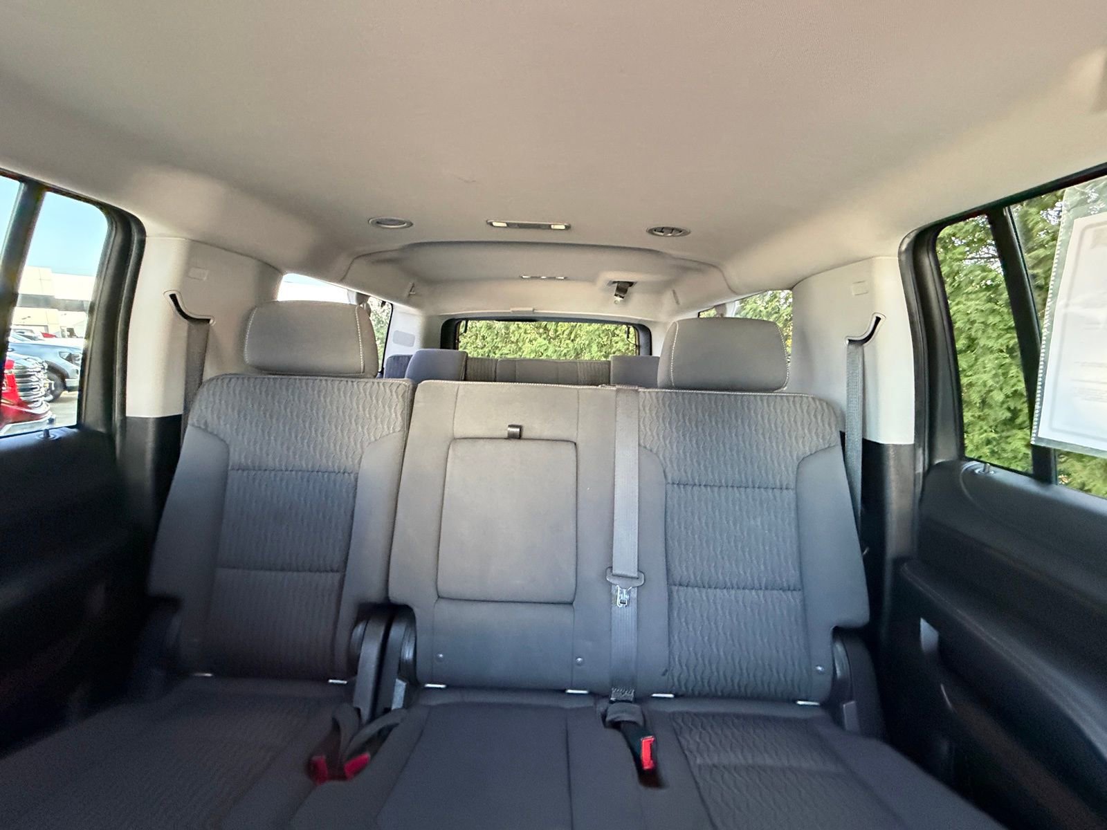 Used 2019 Chevrolet Suburban LS image 3