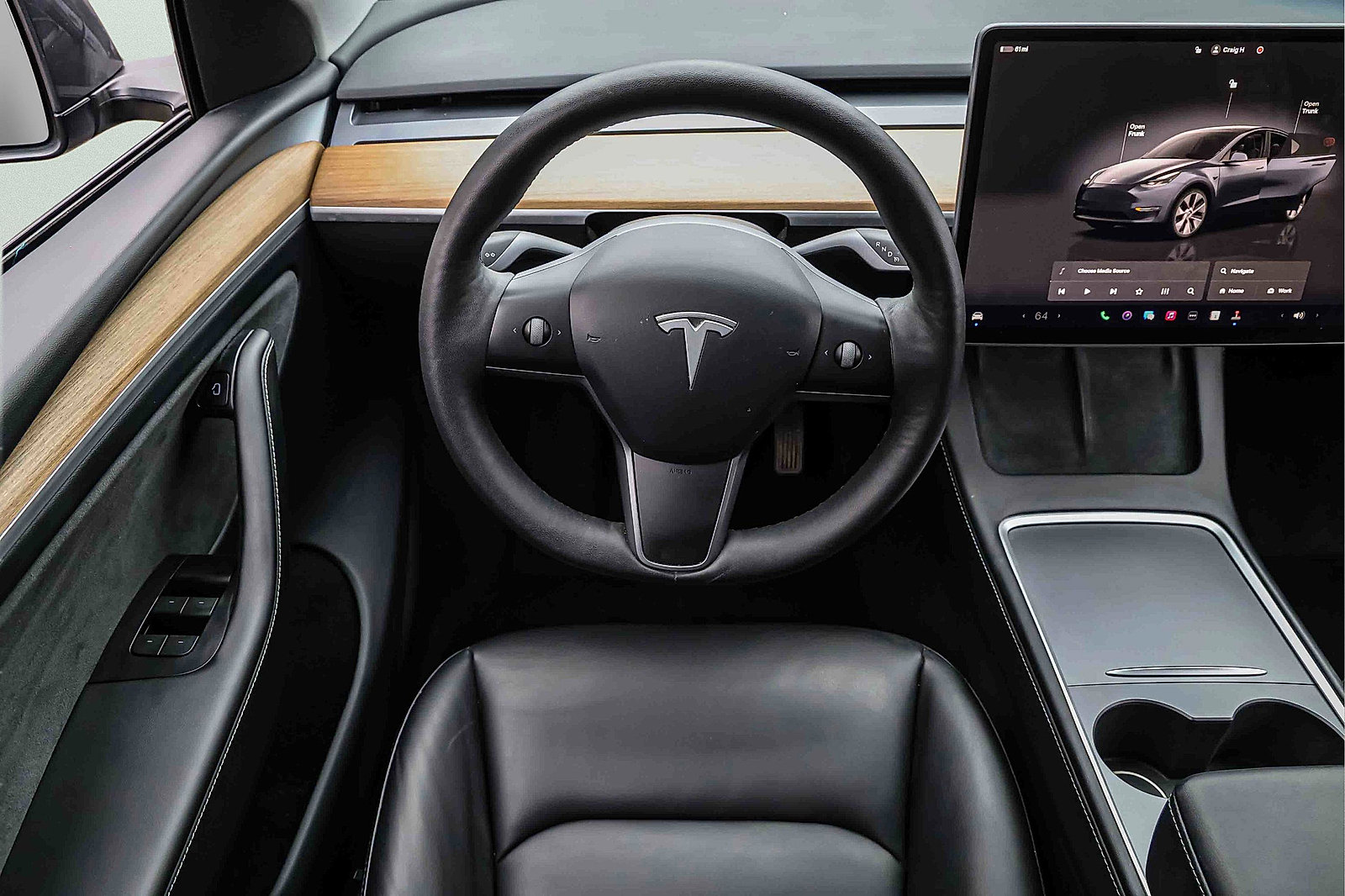 Used 2023 Tesla Model Y AWD image 16