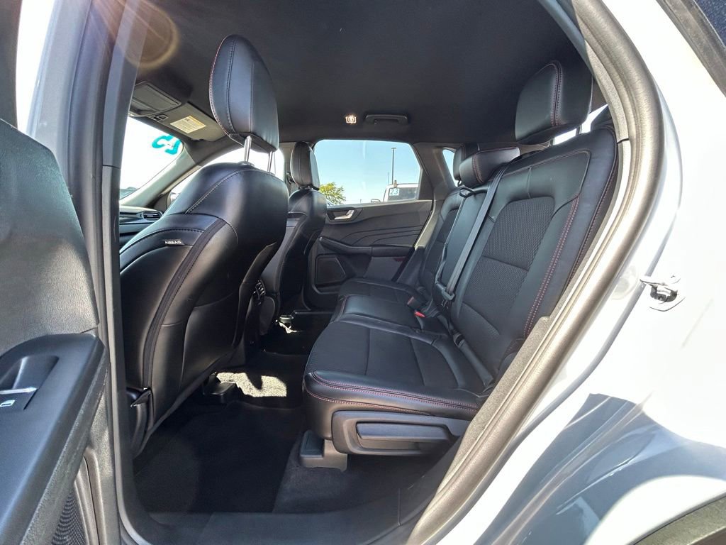 Certified 2025 Ford Escape ST-Line w/ Tech Pack #1 AWD/4WD image 26