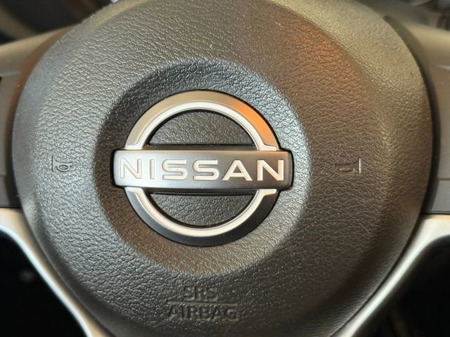 Used 2022 Nissan Kicks SV image 5