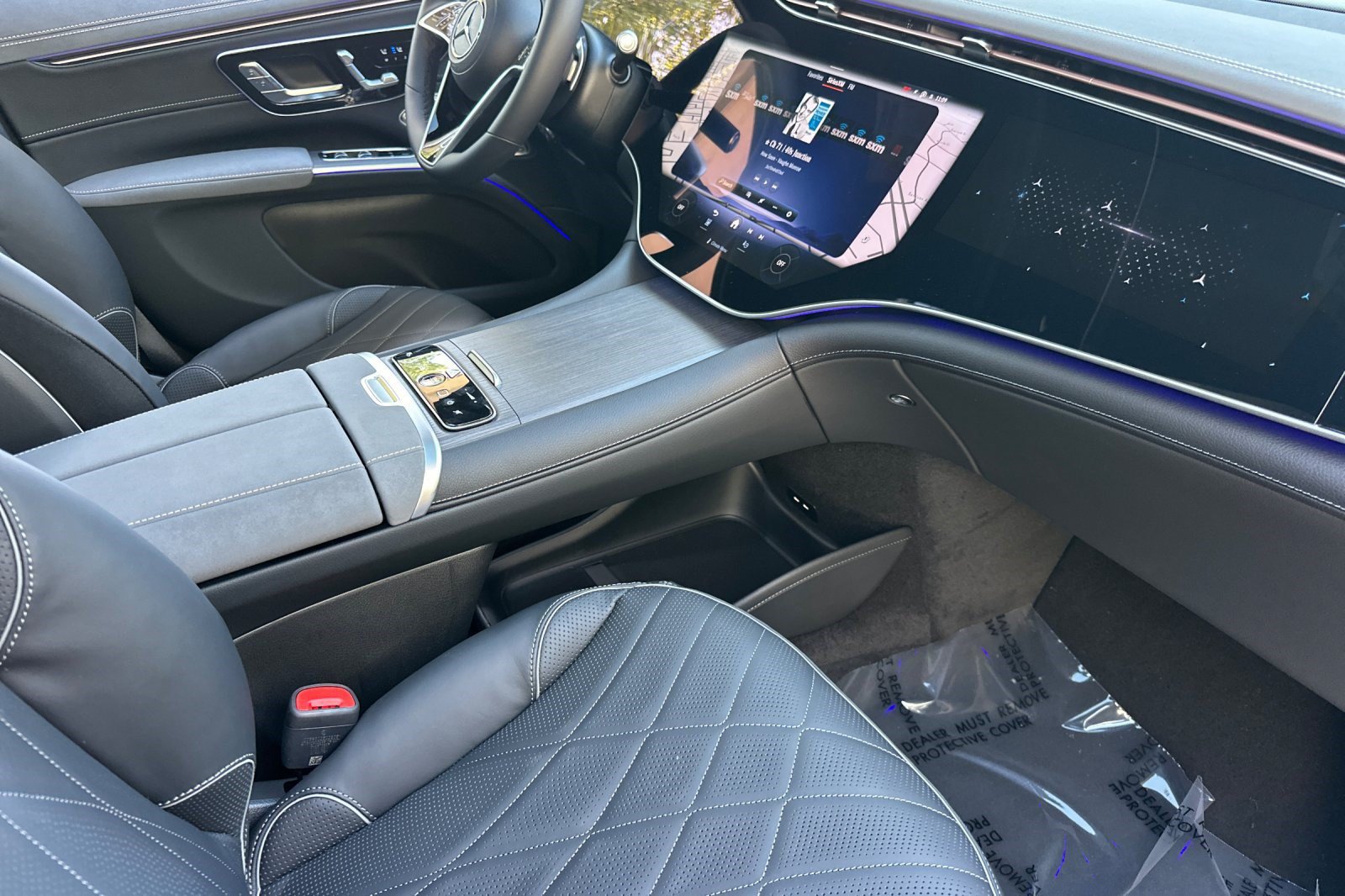 New 2026 Mercedes-Benz EQS 550 4MATIC SUV image 30