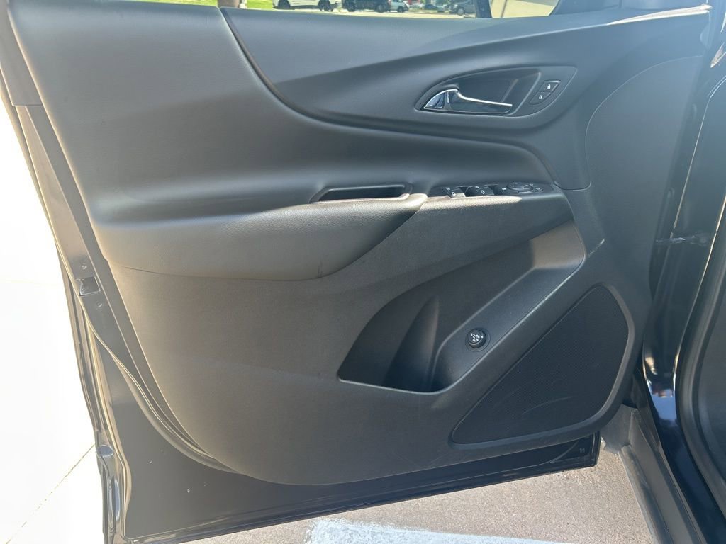 Used 2021 Chevrolet Equinox LT image 9