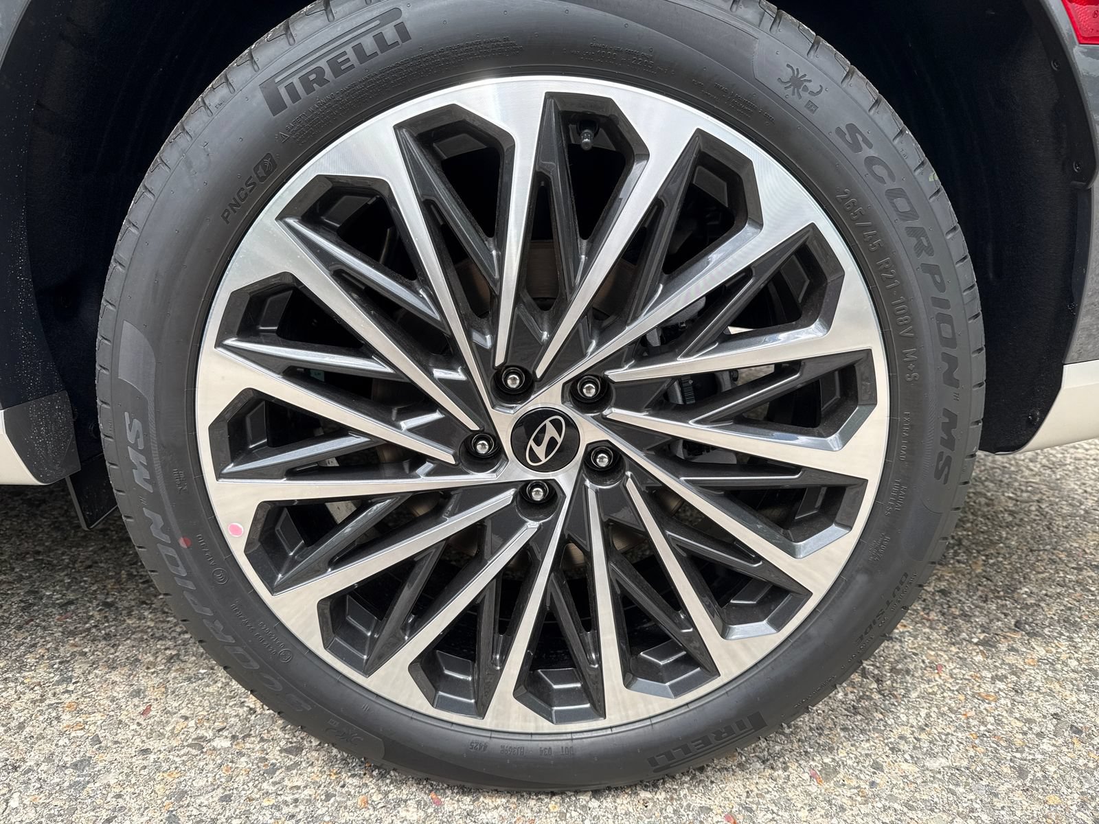 New 2026 Hyundai Palisade Calligraphy AWD/4WD image 16
