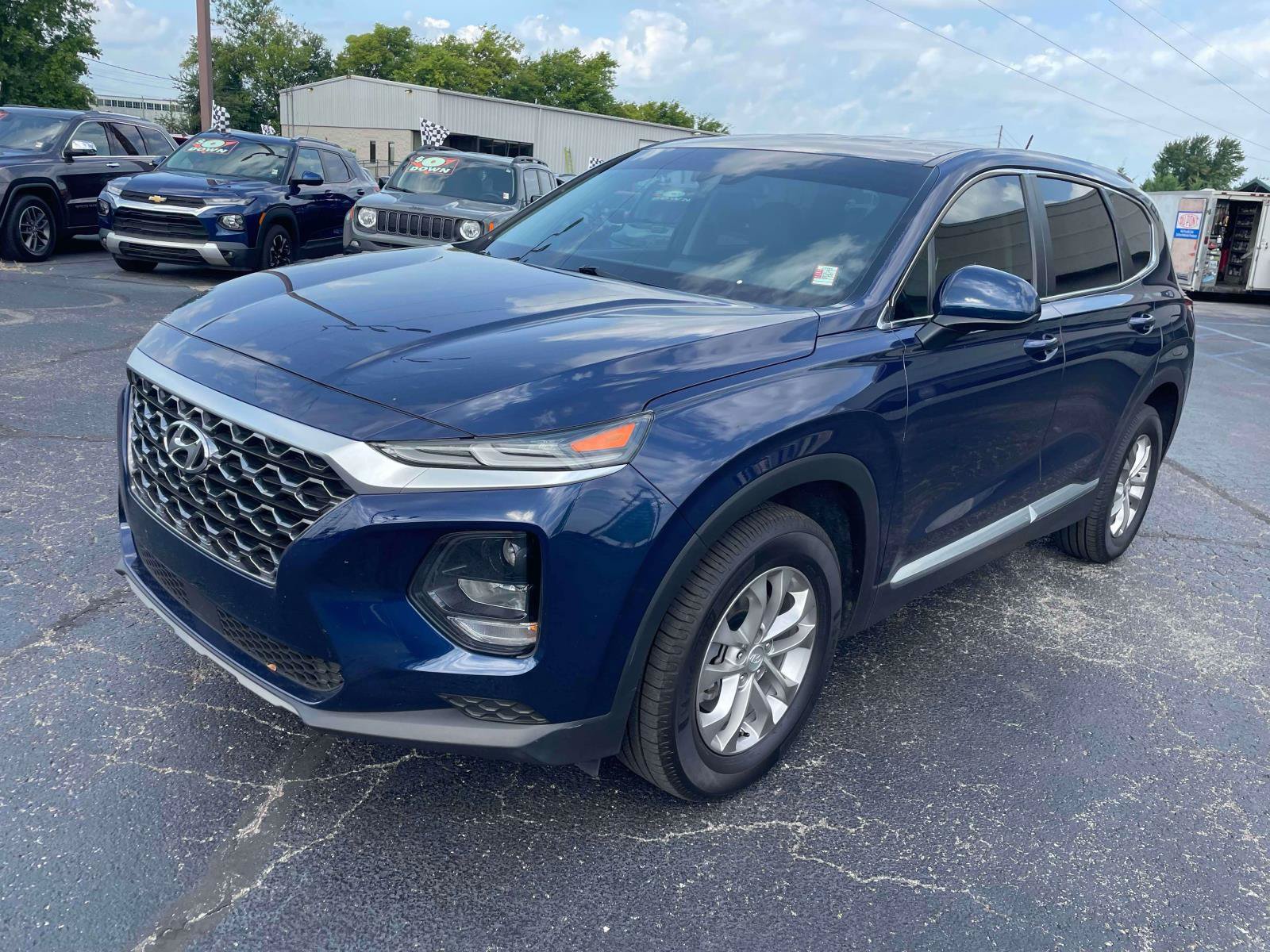 Used 2019 Hyundai Santa Fe SE FWD image 3