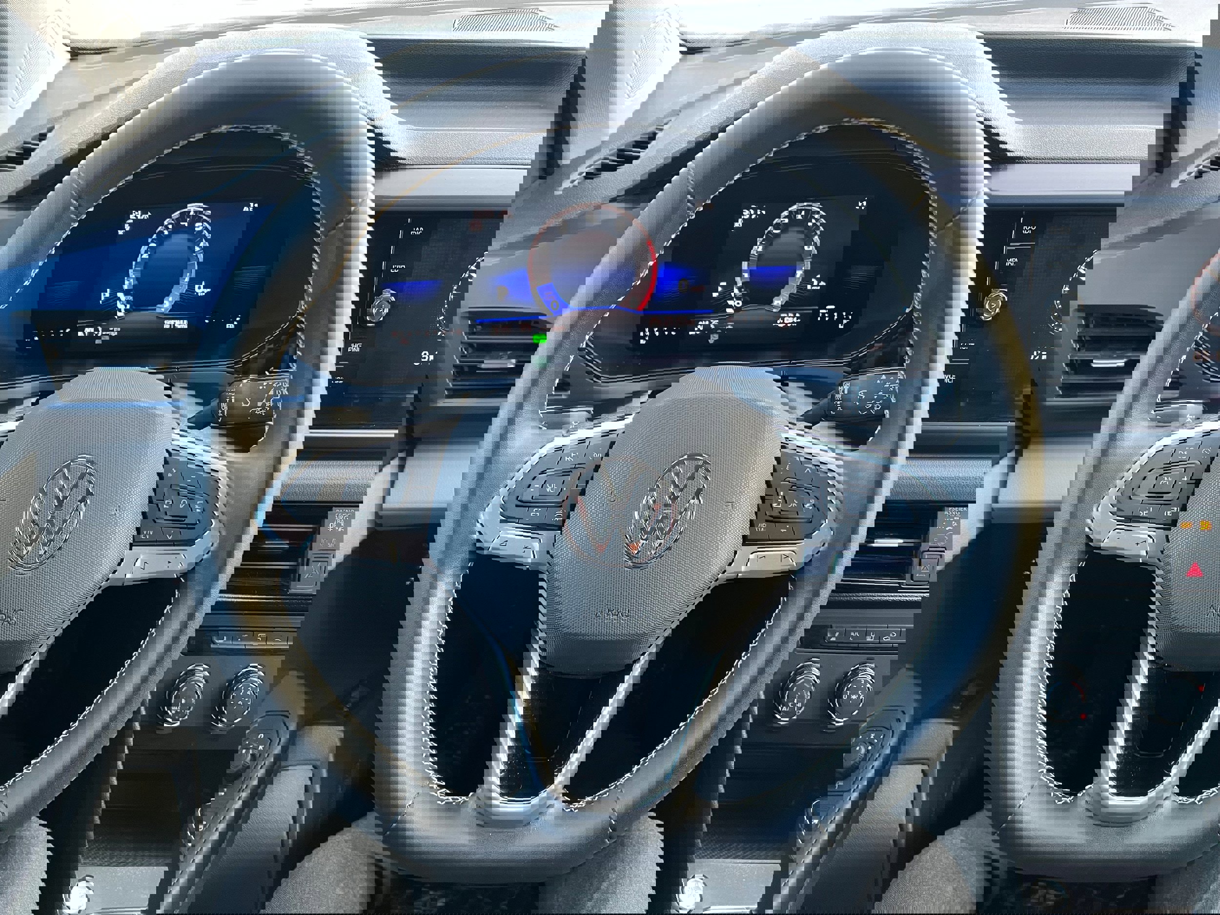 Used 2022 Volkswagen Taos SE image 23