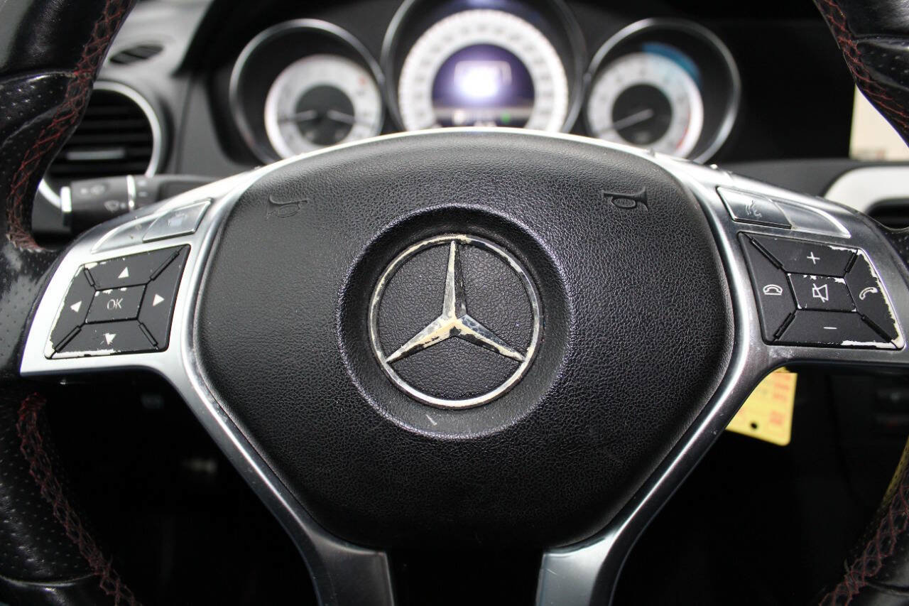 Used 2013 Mercedes-Benz C 300 4MATIC Sedan image 14