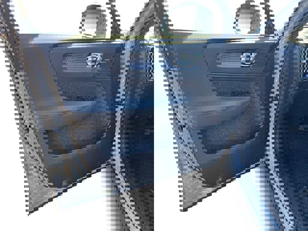 New 2026 Volvo EX40 Ultra AWD/4WD image 11