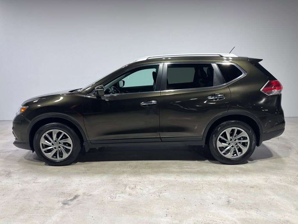Used 2015 Nissan Rogue SL w/ SL Premium Package image 4