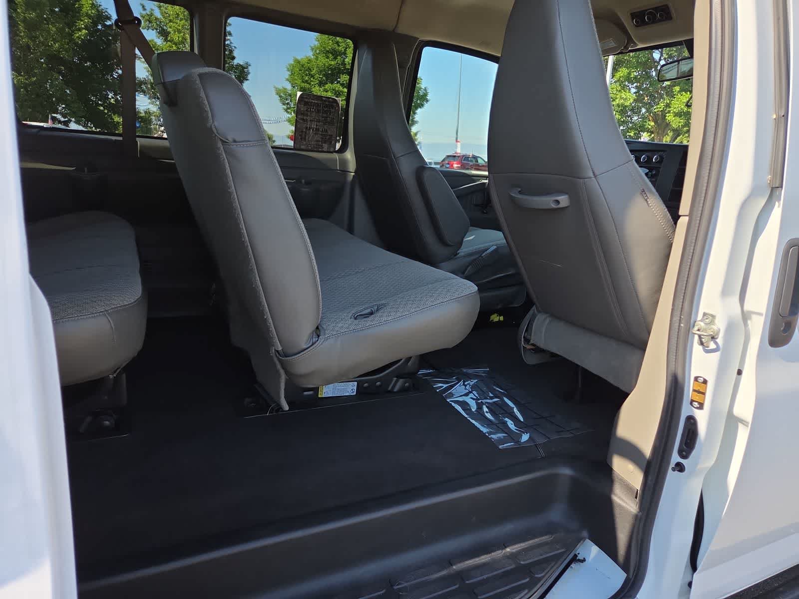 Used 2023 Chevrolet Express 3500 LT w/ LT Preferred Equipment Group RWD image 20