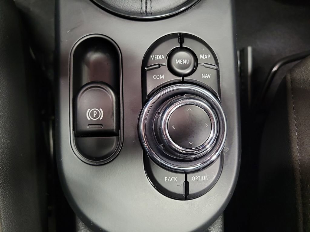 Used 2023 MINI Cooper SE image 16