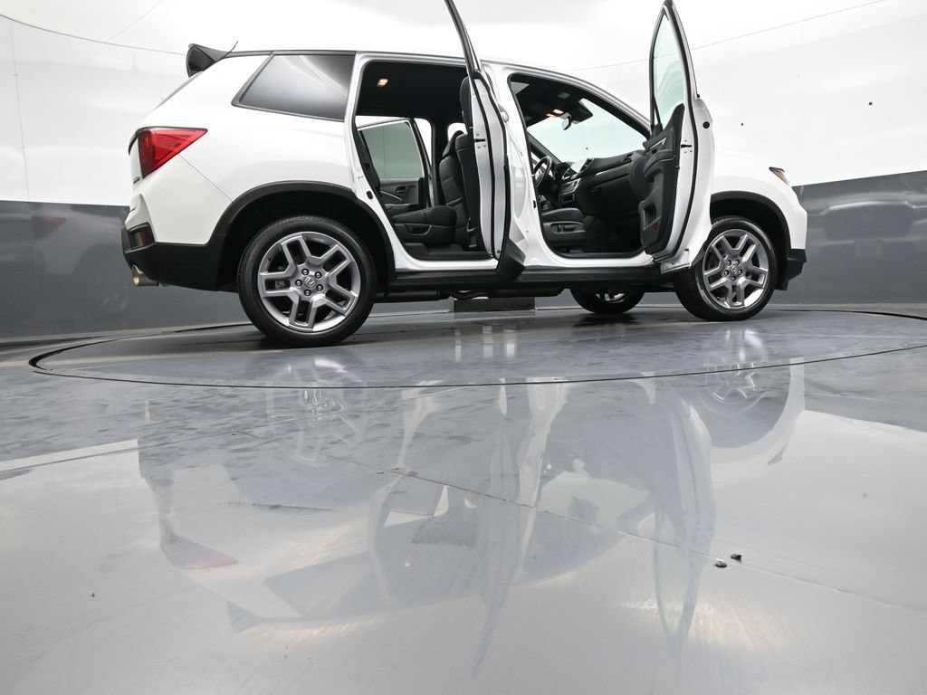 Certified 2023 Honda Passport EX-L image 49
