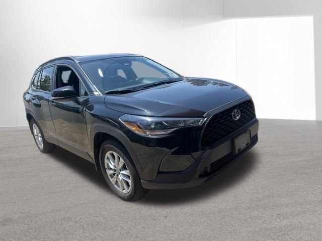 Used 2024 Toyota Corolla Cross LE w/ Moonroof Package