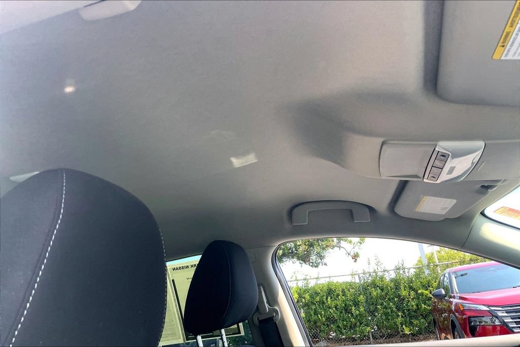Used 2025 Nissan Sentra SV FWD image 19