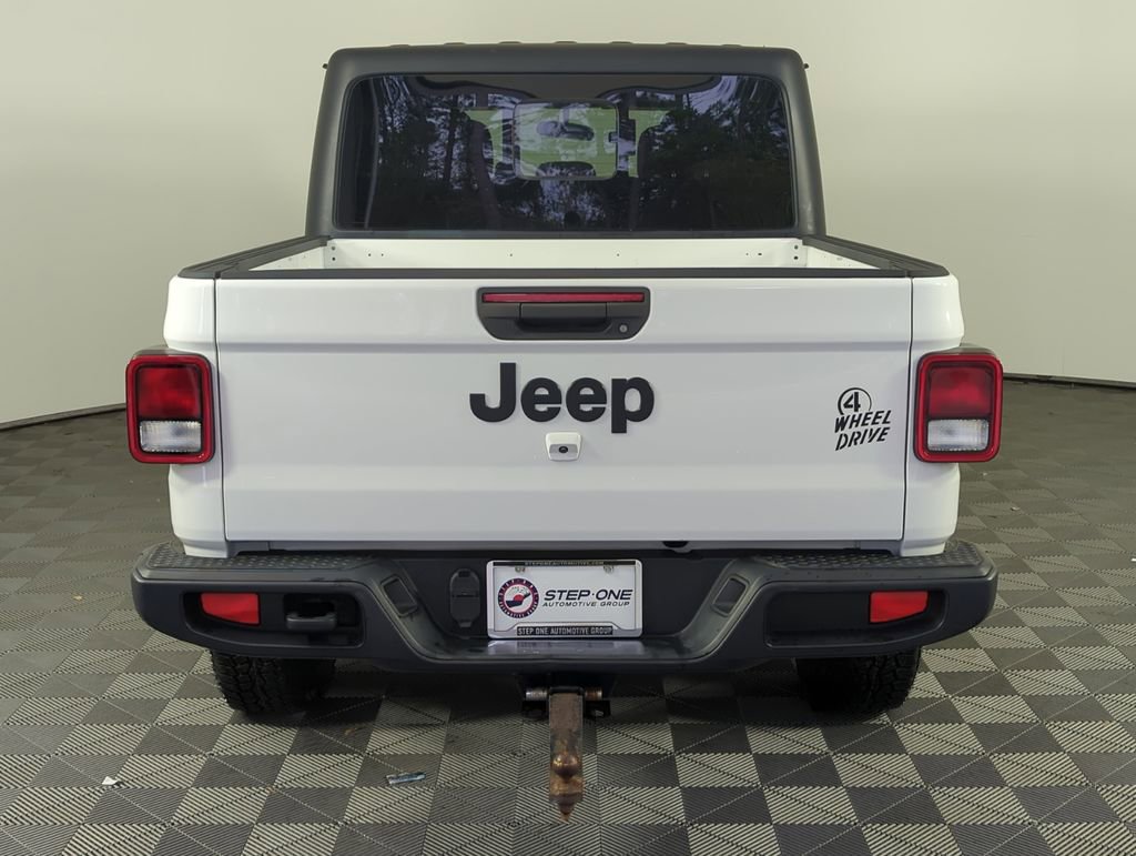 Used 2022 Jeep Gladiator Willys image 6