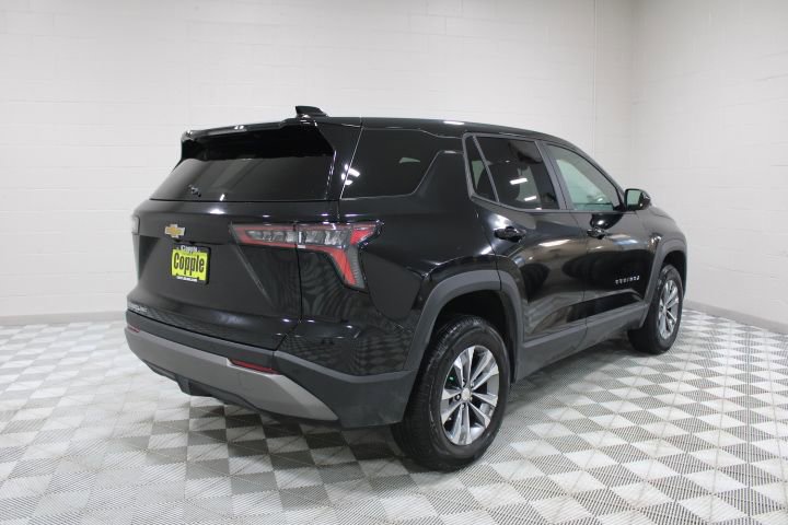 Used 2025 Chevrolet Equinox LT AWD/4WD image 11
