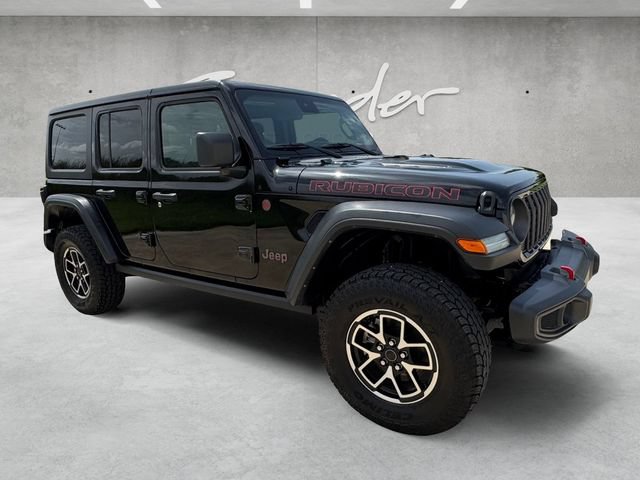 Used 2024 Jeep Wrangler Unlimited Rubicon AWD/4WD image 2