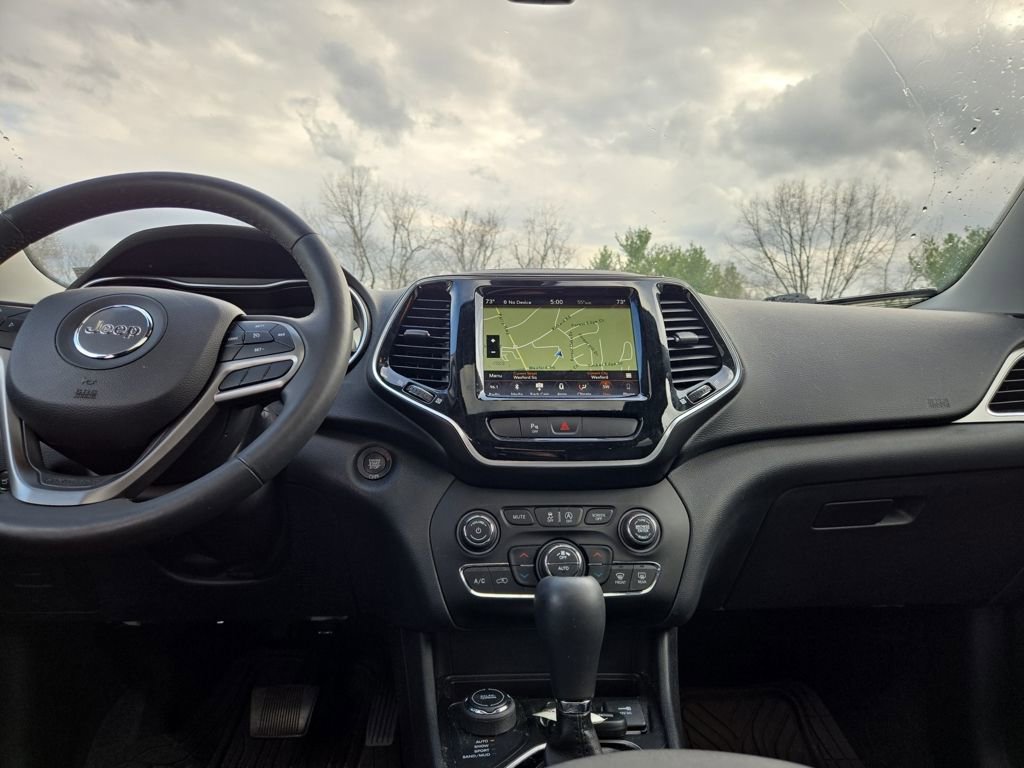 Used 2019 Jeep Cherokee Limited image 26