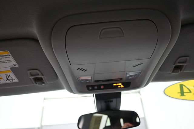 Used 2024 Chevrolet Equinox LT FWD image 12