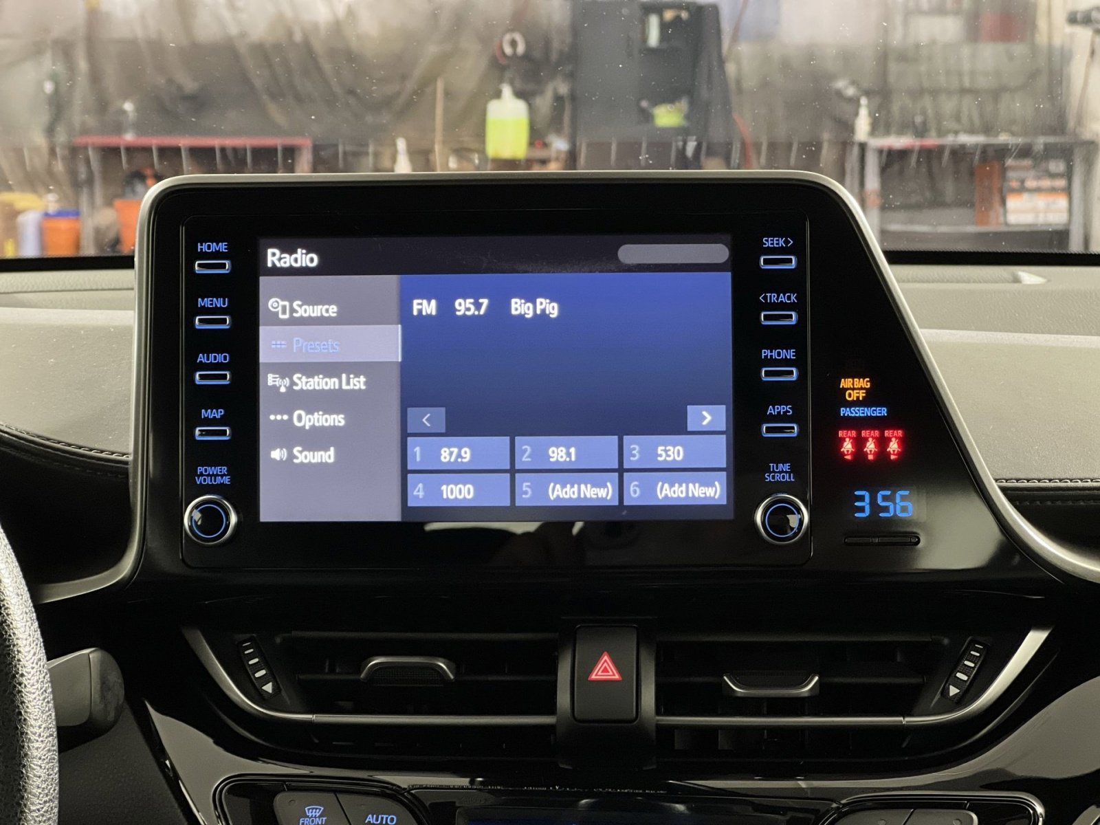 Used 2019 Toyota C-HR LE image 17