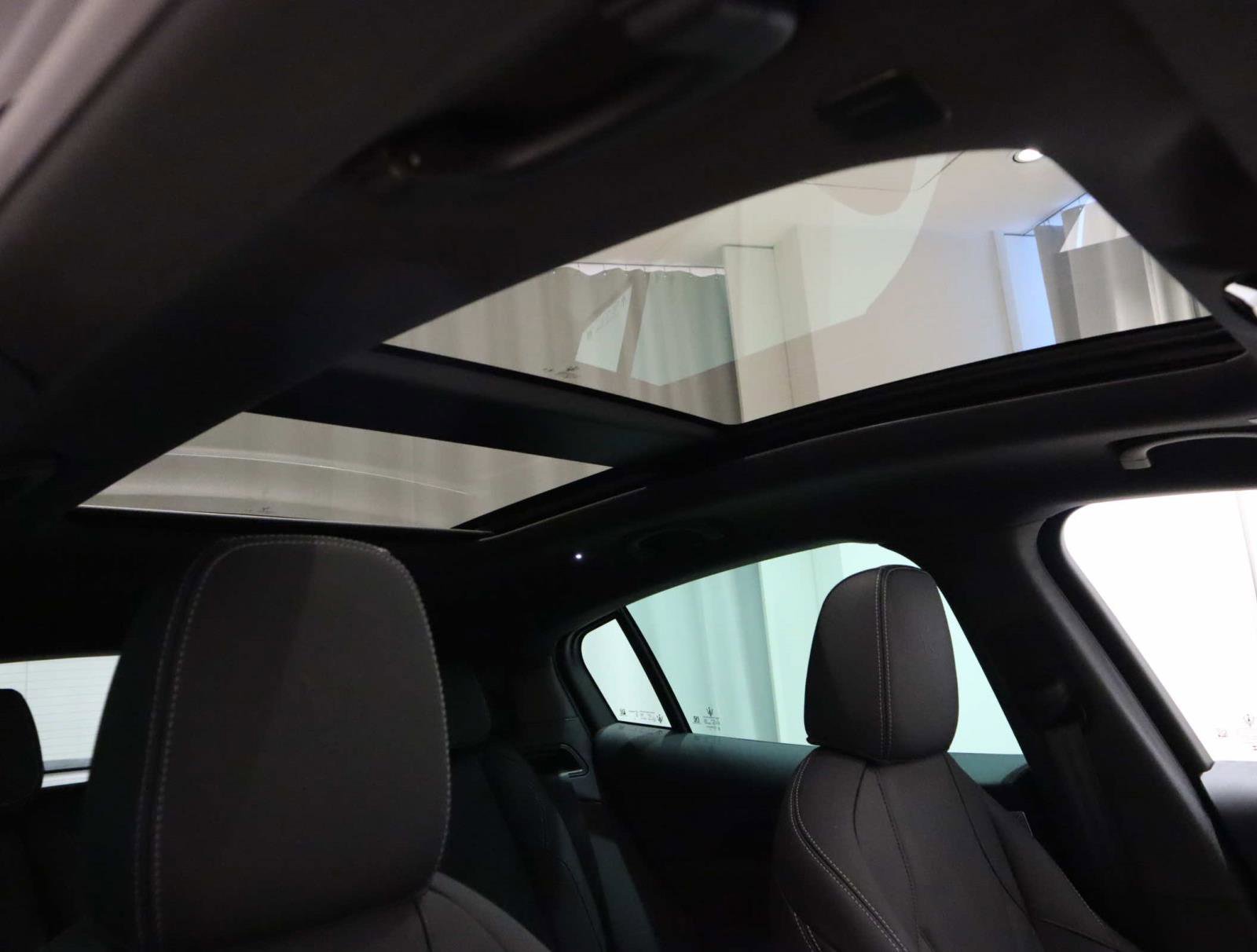 New 2025 Maserati Grecale Modena image 19