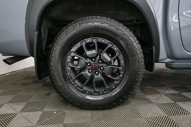 Used 2023 Nissan Frontier PRO-4X w/ Pro-4X Premium Package AWD/4WD image 13