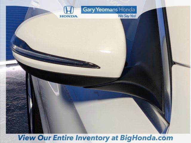 Used 2018 Mercedes-Benz GLC 300 4MATIC image 11