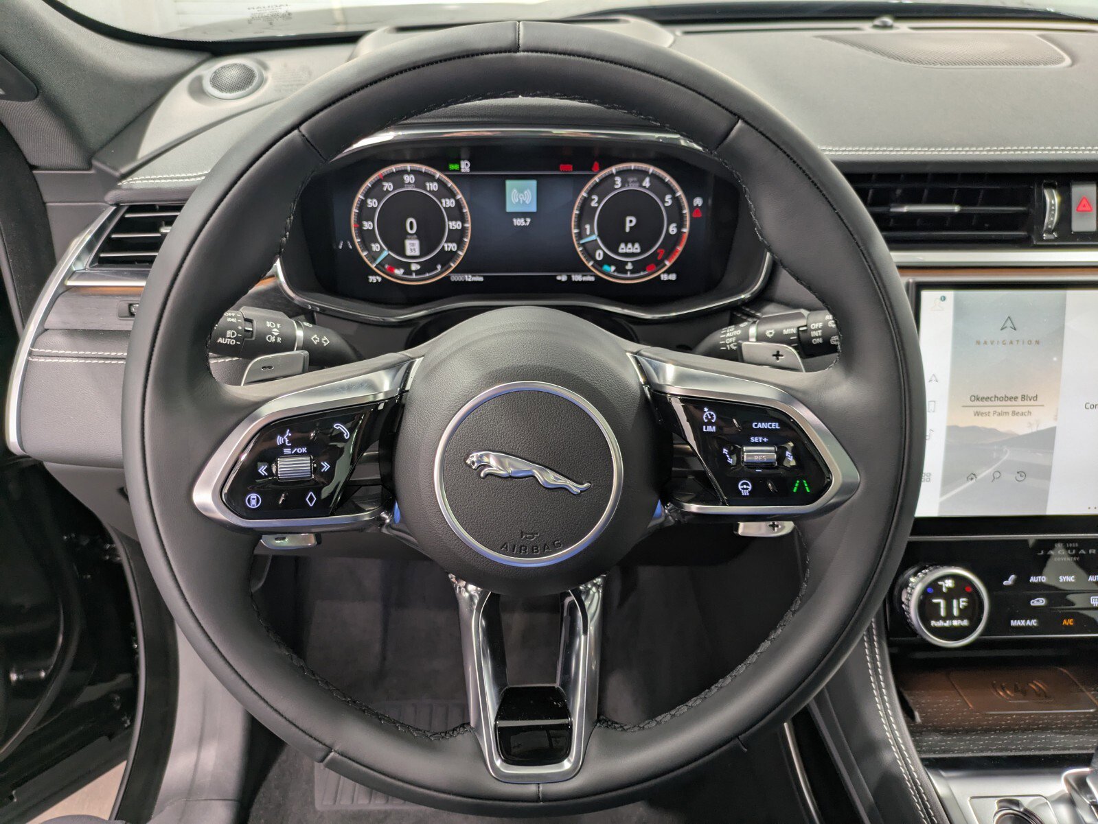 New 2026 Jaguar F-PACE R-Dynamic S image 15