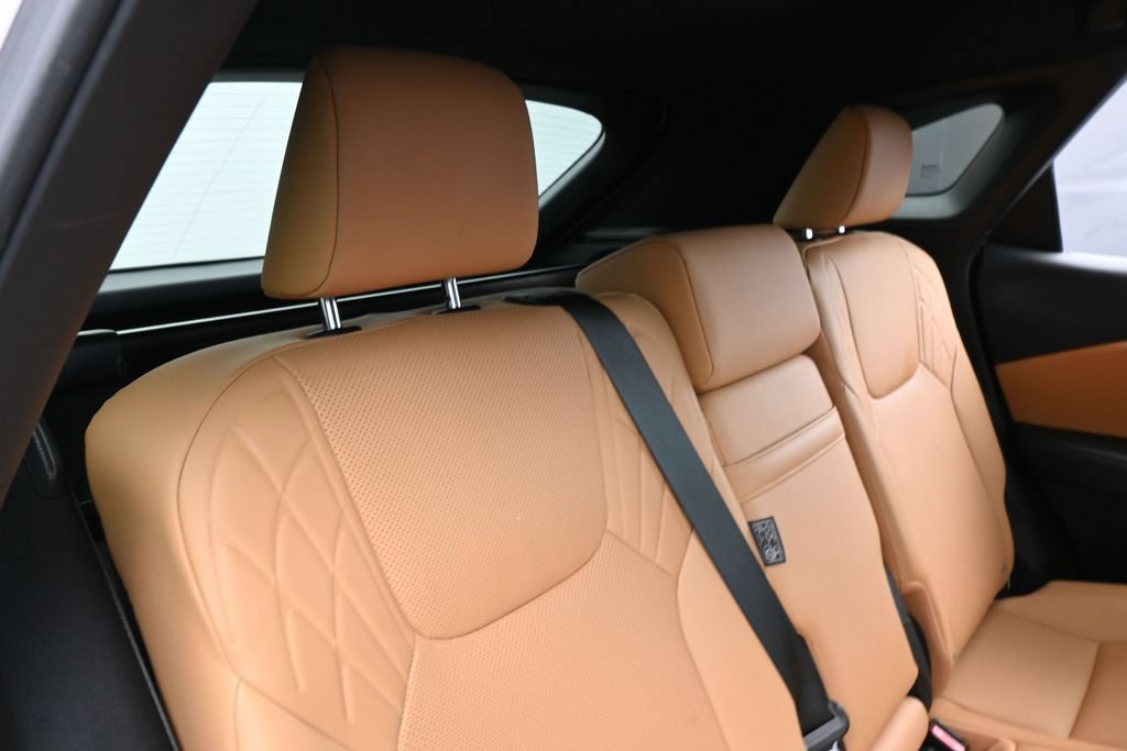 Used 2025 Lexus RX 350 FWD w/ Accessory Package (K3) image 38