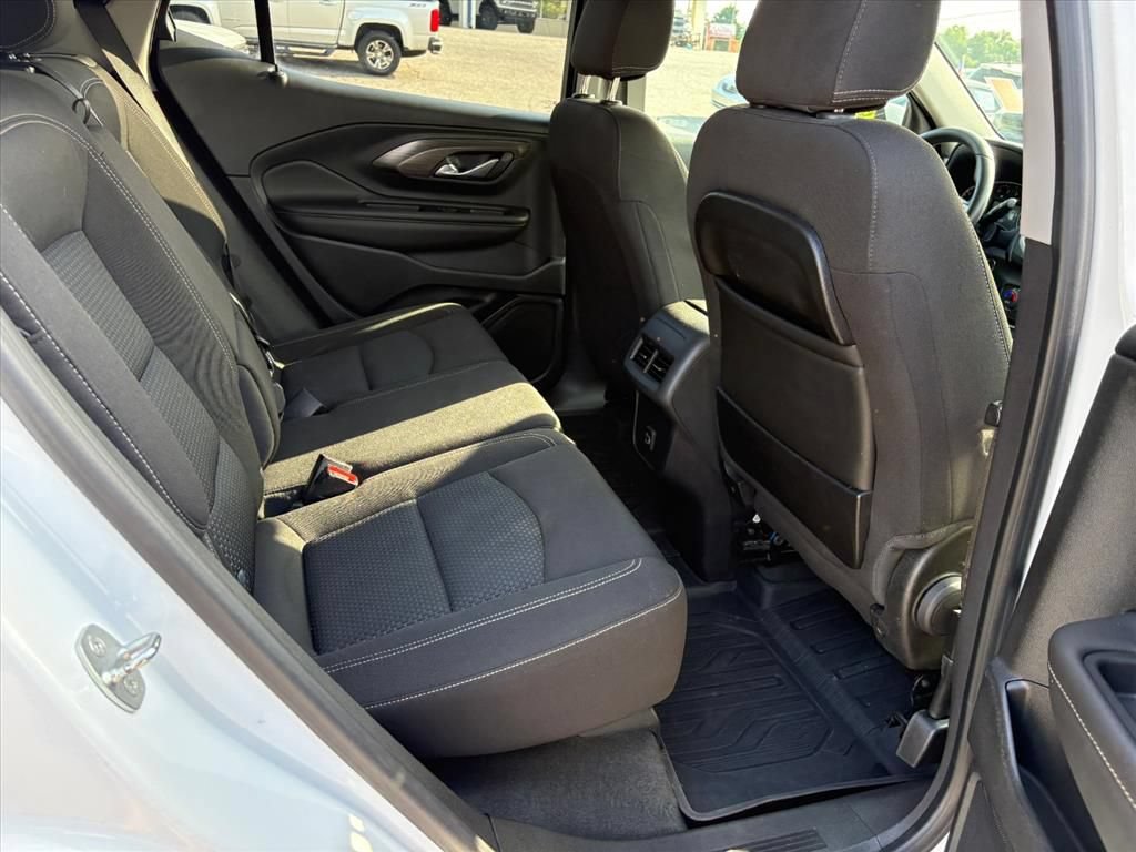 Used 2022 GMC Terrain SLE w/ Driver Convenience Package FWD image 20