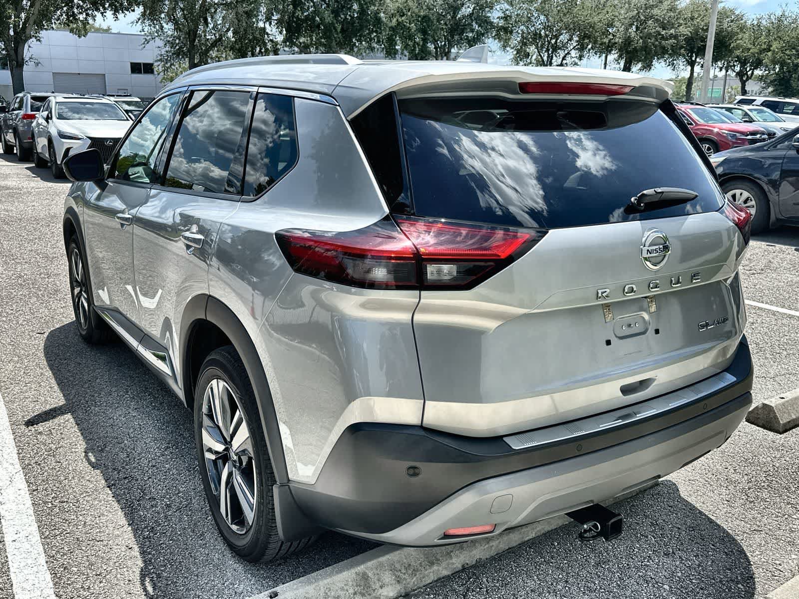 Used 2021 Nissan Rogue SL AWD/4WD image 6