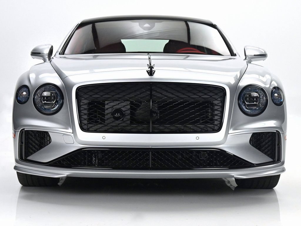 Used 2025 Bentley Flying Spur Plug-In Hybrid AWD/4WD image 40