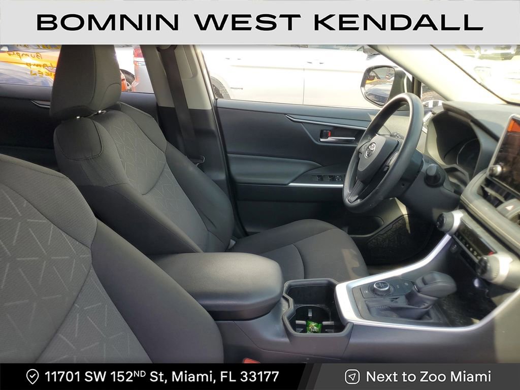 Used 2024 Toyota RAV4 XLE image 10