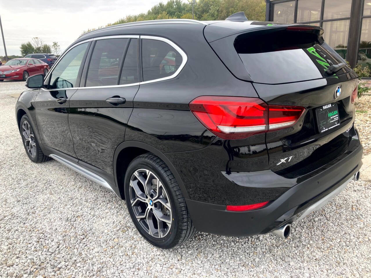 Used 2021 BMW X1 xDrive28i w/ Premium Package image 5