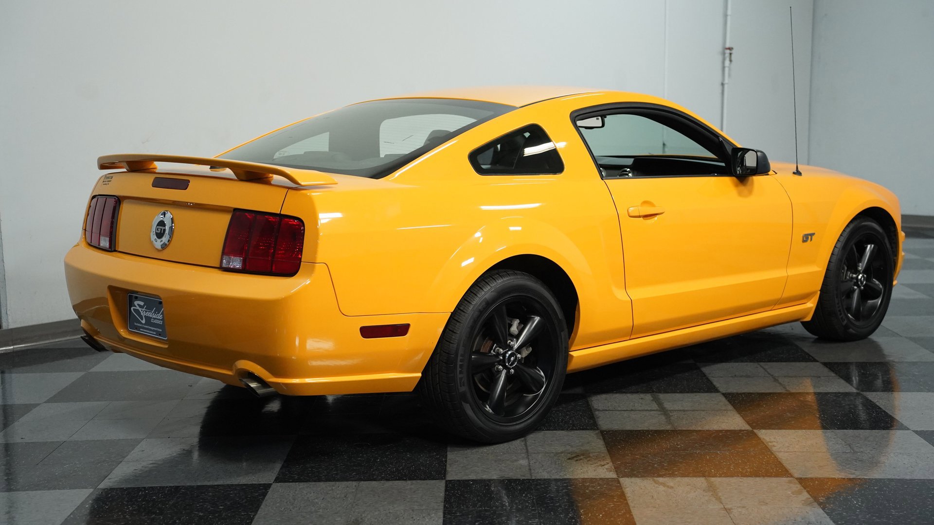 Used 2007 Ford Mustang GT image 11