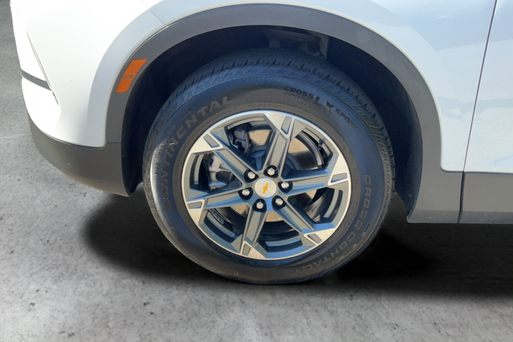 Certified 2025 Chevrolet Blazer LT AWD/4WD image 24