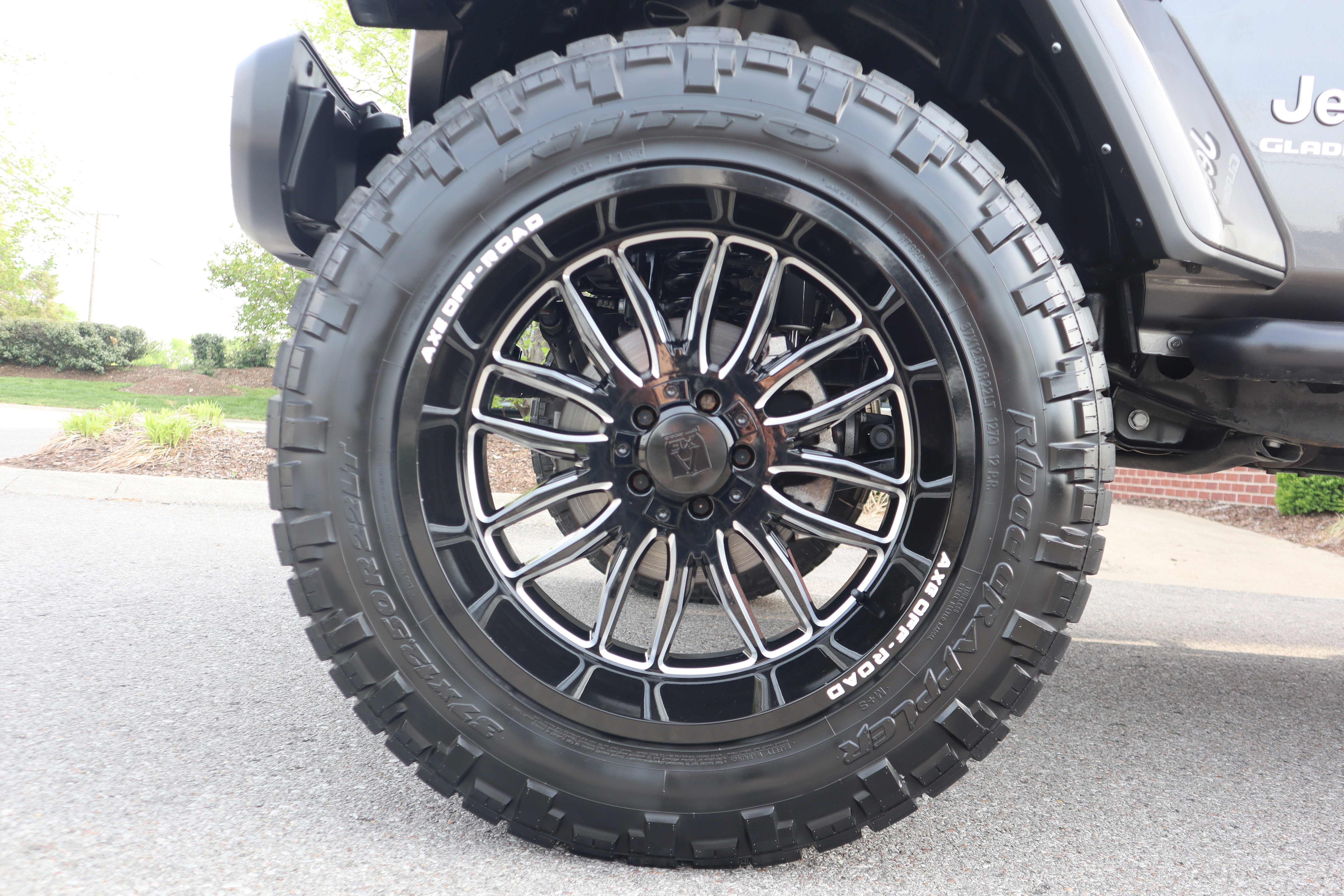 Used 2021 Jeep Gladiator Overland w/ Trailer Tow Package image 12